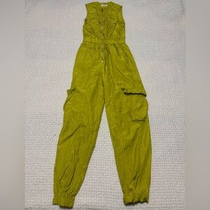 Jolie & Joy green jumpsuit with pockets, size small.  Excellent condition